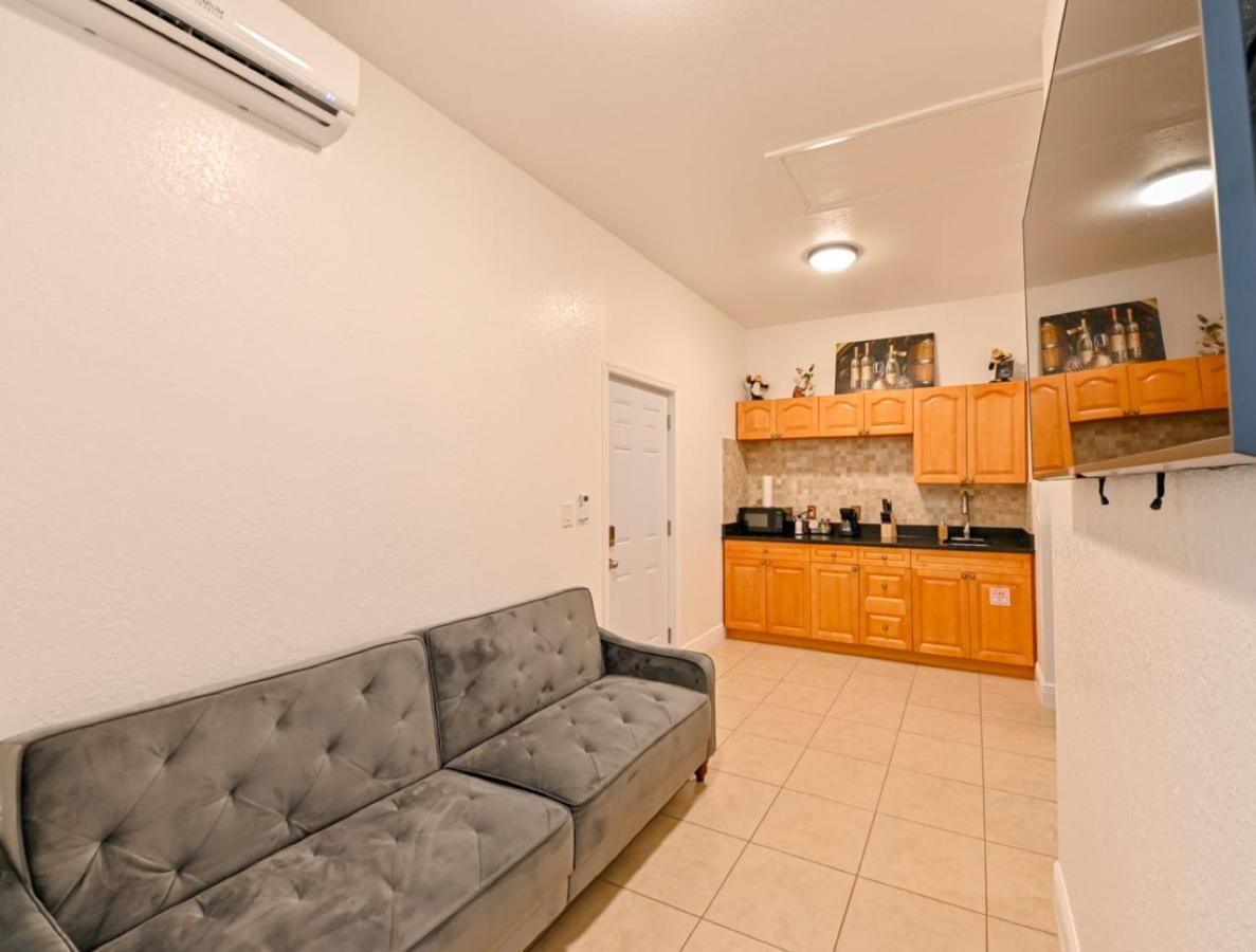 Paradise In Brandon With Luxurious 6 Person Spa Exterior photo